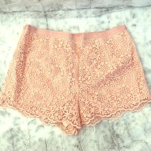 Forever 21 peachy pink lace shorts medium